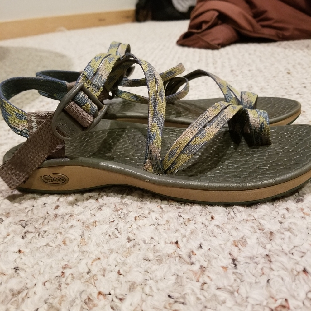 Chacos - Picture 2 of 3
